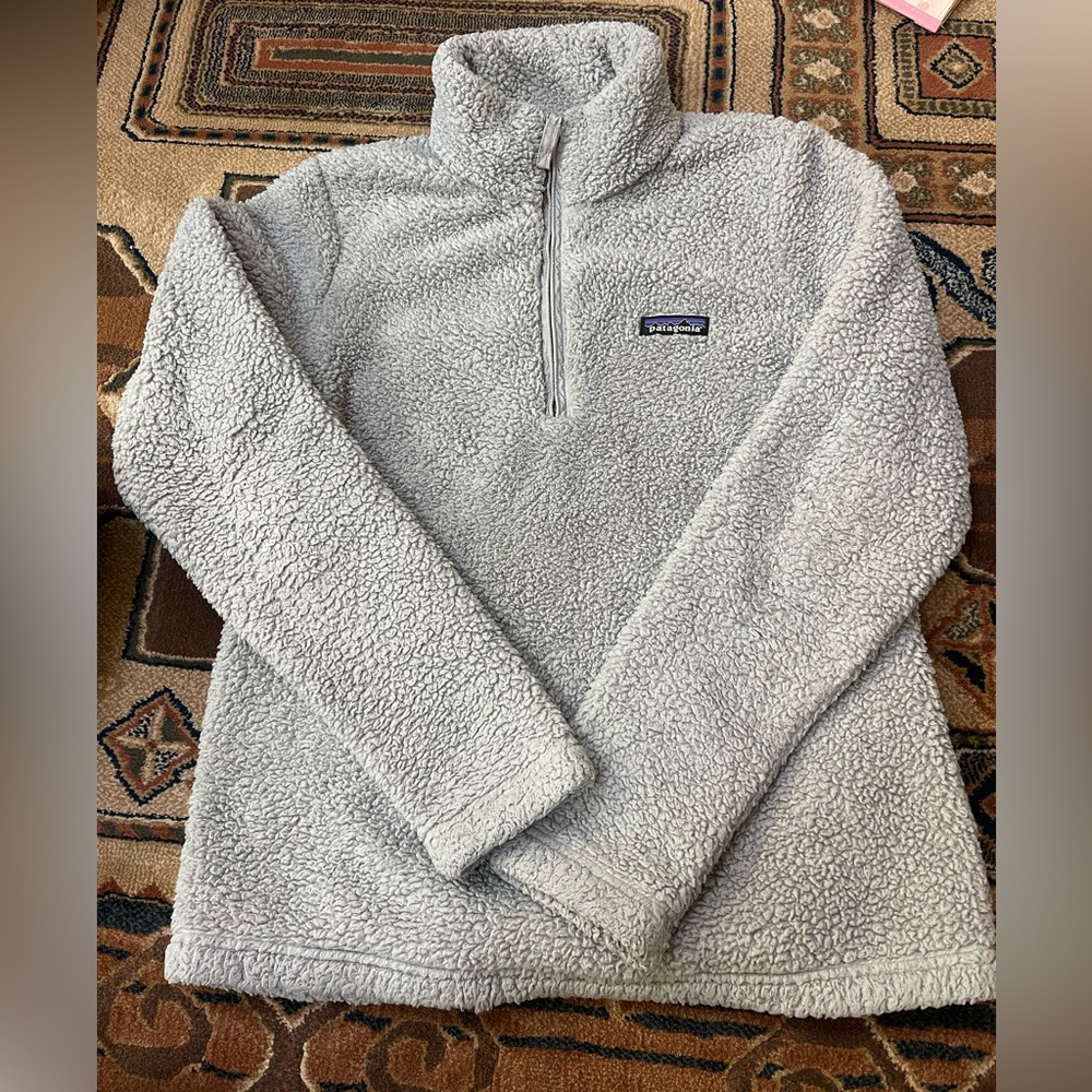 Patagonia gray quarter zip pullover size medium